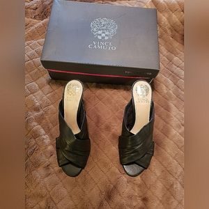 Vince Camuto Clarstie